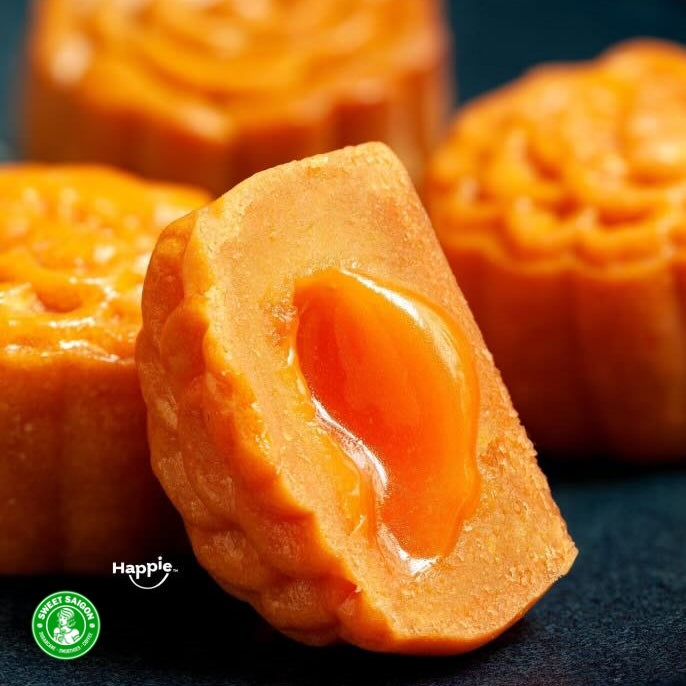 Lava Mooncakes With Salted Egg Yolk, 6 packs